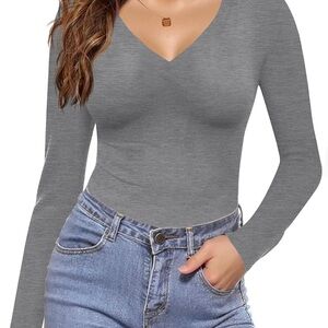 Gray V-Neck Long Sleeve Top size large NWT